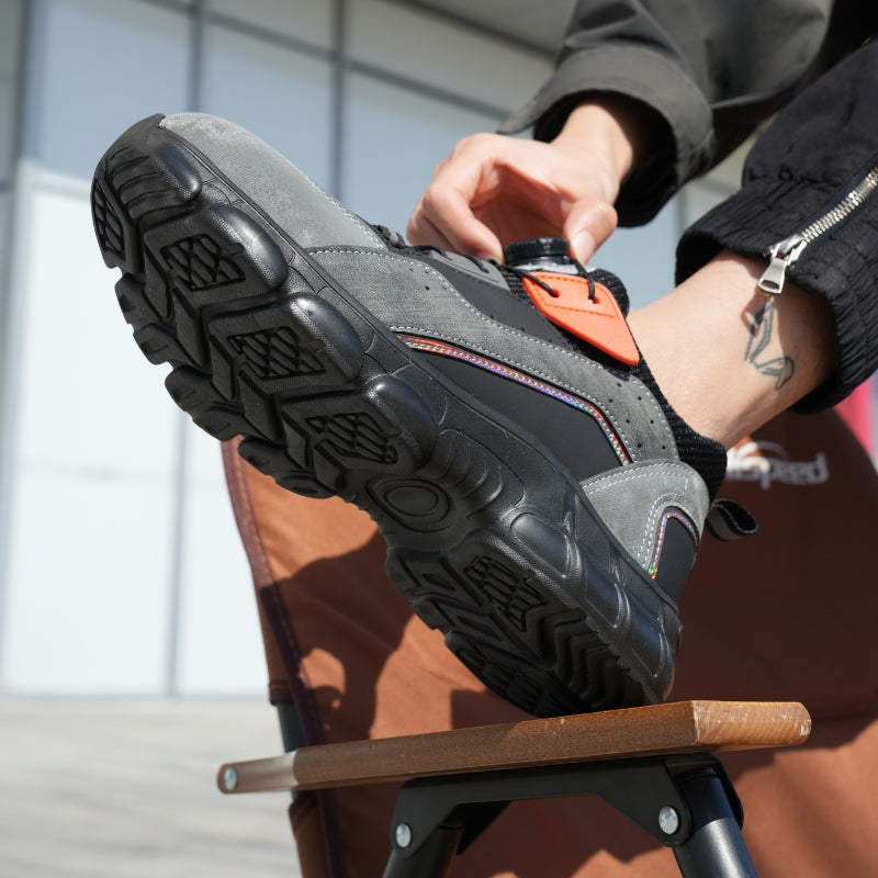 Ultra-light Safety Shoes Revolt
