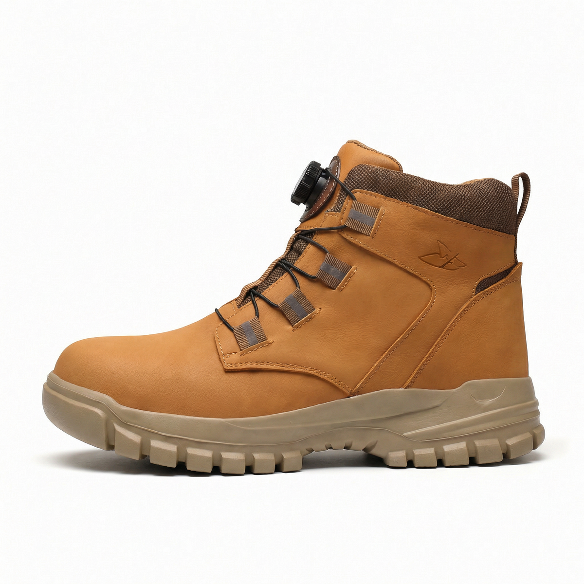 Titan • Modern safety shoe combining comfort and style